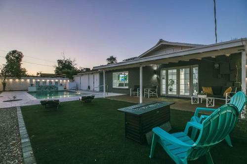 Prime Location - Modern New - Swim, Play And Relax