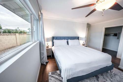 Luxury Home On Windsor -near Old Town- Heated Pool