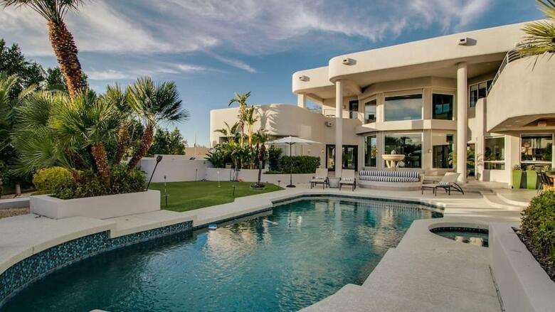 Stunning Private And Modern N Scottsdale Estate