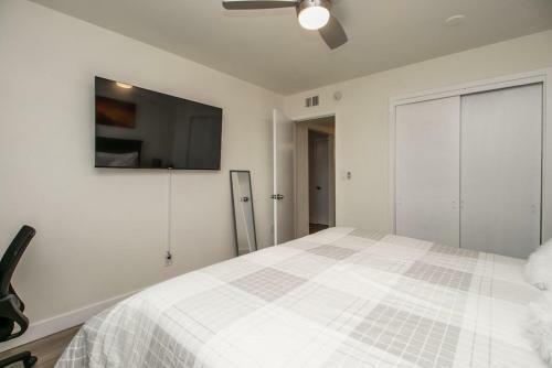 Remodeled 2 Bdrm W Yard In Old Town Scottsdale