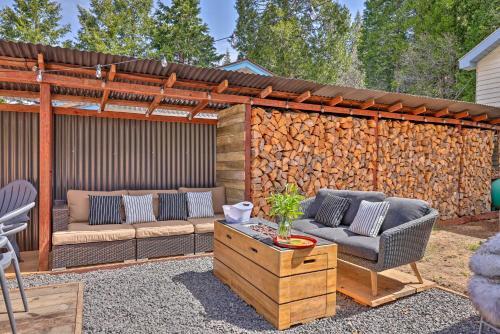 Idyllic Arnold Cabin Walk To Hiking And Biking