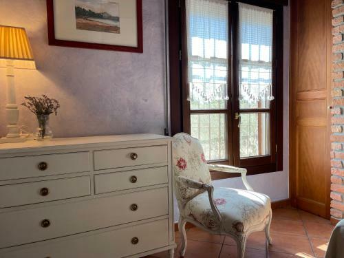 Casa Rural La Capachera En �lora