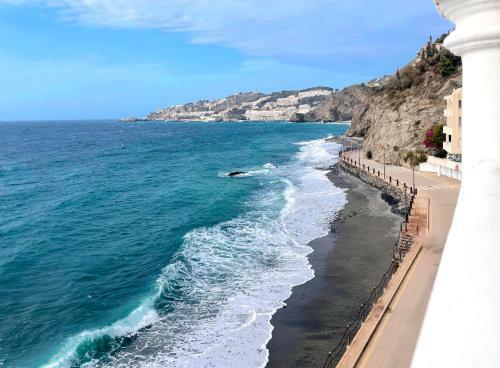 Apartamento Sea Suite - Playa De Cotobro, Almu�ecar