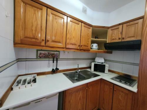 Immaculate 1-bed Apartment In Arona E308
