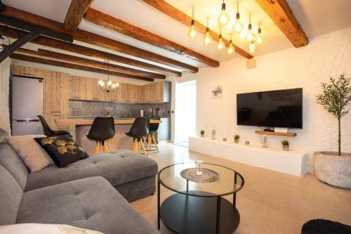 Casa Scala - 5* House In The Old Town Centre