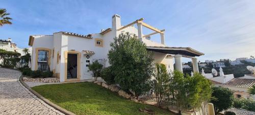 Villa In Luxury Santo Antonio Golf Resort