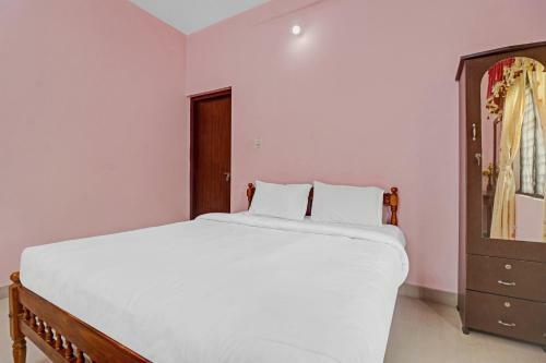 Hotel Oyo 89177 Paalackal Homes