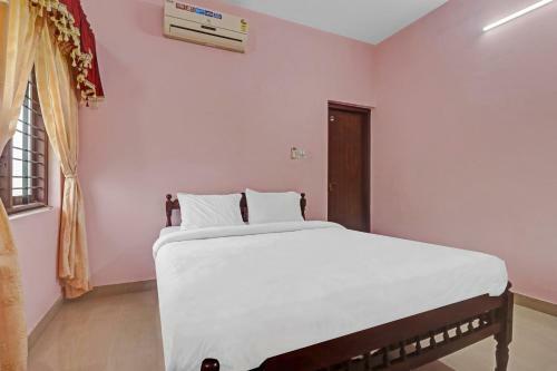 Hotel Oyo 89177 Paalackal Homes