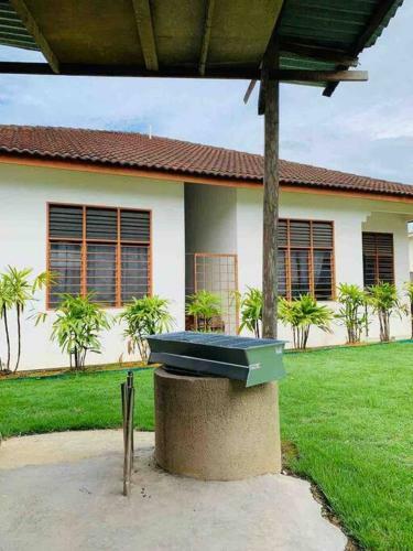Tokmi Retreat Home With Spacious Garden
