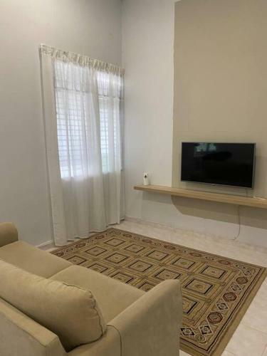 Tokmi Retreat Home With Spacious Garden