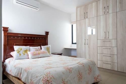 Agradable Casa Con Terraza Y Vista A La Alberca