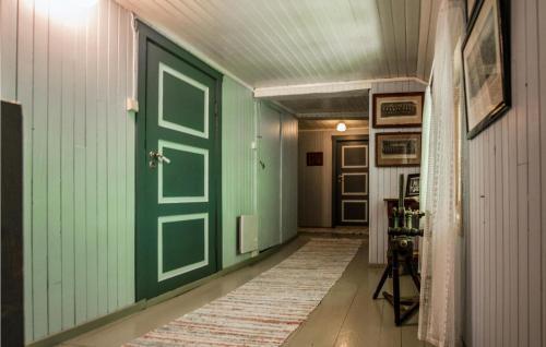 Amazing Home In Lensvik W/ 4 Bedrooms