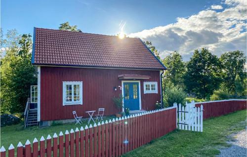 Nice Home In Holmsj� With Wifi And 3 Bedrooms