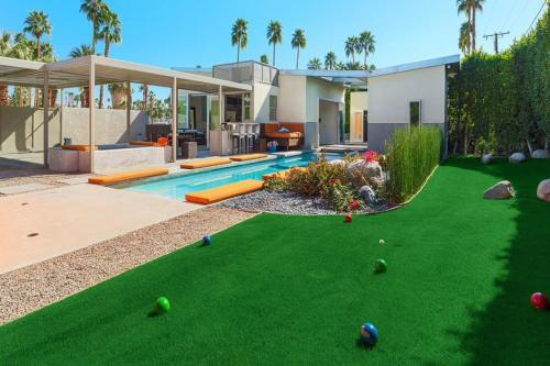 South Joshua Tree Palace