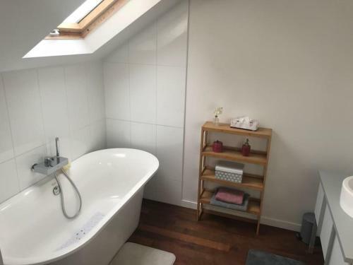 Apartamento 2e �tage Maison De Ma�tre, 4 Chambres