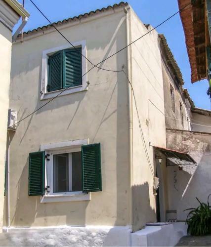 Traditional House In Kinopiastes Corfu