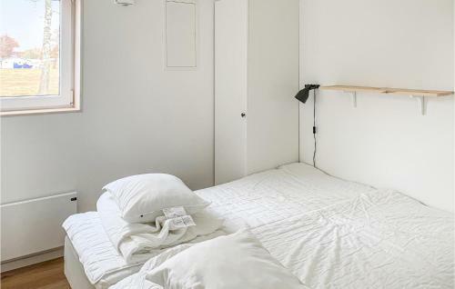 Nice Home In L�ttorp With Wifi And 4 Bedrooms