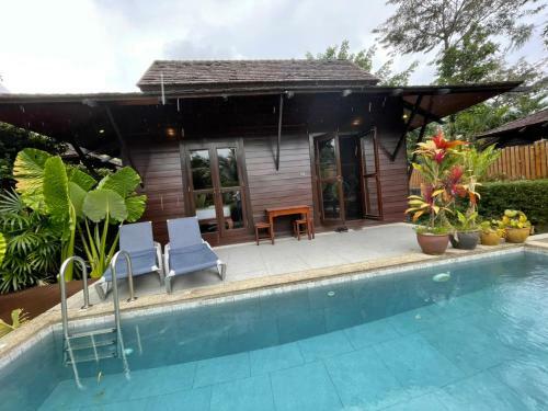 Wooden Private Pool Villa - By Prosper Hospitality