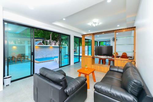 Phuket Private Pool Villa Garden View 3 Bedroom