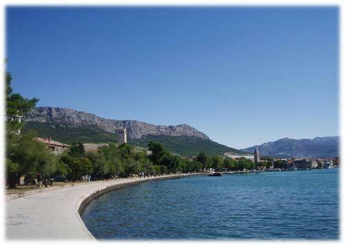 The Sunshine Apartment Near Split And Beach