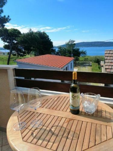 The Sunshine Apartment Near Split And Beach