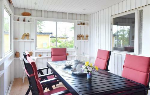 Awesome Home In Oskarshamn With 3 Bedrooms
