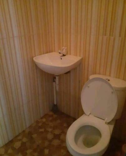 Hostal Mimpi Manis Guest House
