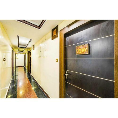 Hotel Neighbour Inn -nanambakkam