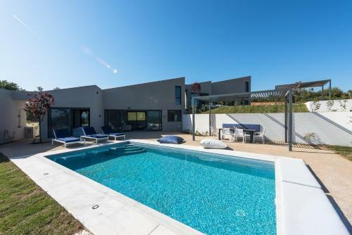 #luxlikehome Theeta Villas Thalassa