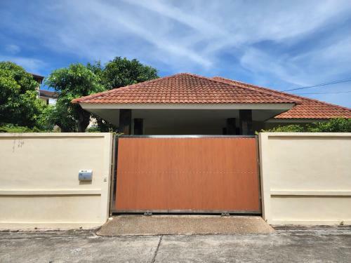 Apartamento Mew Villa 3 Pattaya