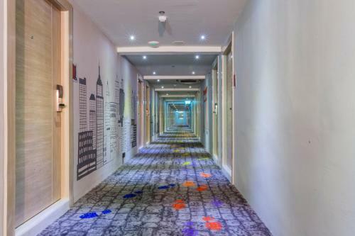 Hotel Ibis Styles Bangkok Sukhumvit 50