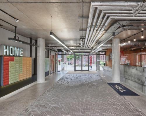 Zeni Apartments 6 Bed Apartment In Central Exeter