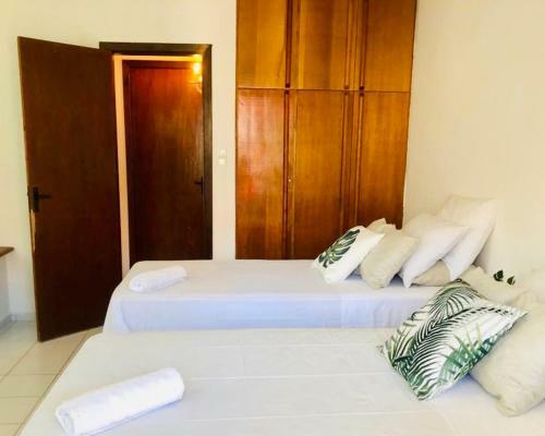 Residencial Com 3 Su�tes Na Praia De Taperapuan