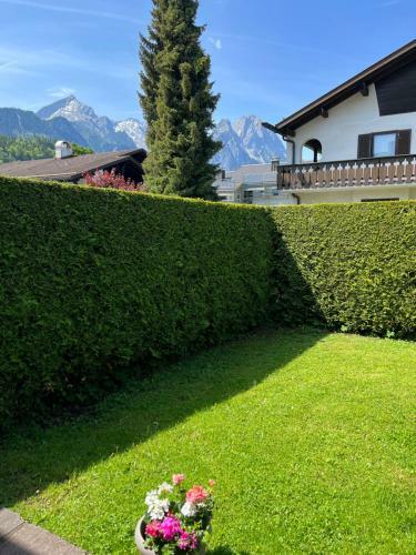 Apartamento Doppelhaush�lfte Zugspitzblick Mit Privatem Garten