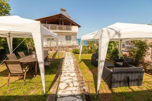 Fantasea Resort: First House