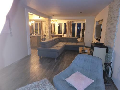Villa 8p Piscine+ Spa+clim+ 4 Sdb Proche Des Plages