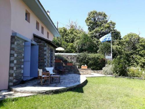 Villa Tsagkarada Country Estate With Pool