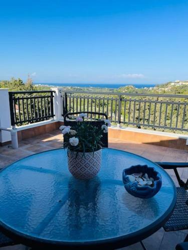 Seaview Villa - Amazing Sea & Mountain View
