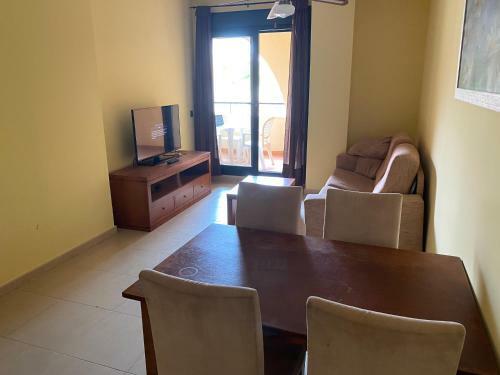 Apartamento Primera L�nea De Playa Isla Canela
