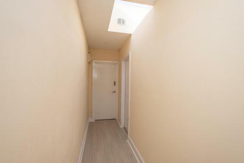 Apartamento Newly Refurbished Studio 20 Mins To London Bridge