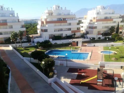 Modern Apartment In Roquetas De Mar With Garden