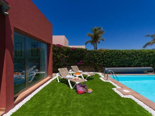 Special Villa With Private Heated Pool 8m X 4m And Bbq