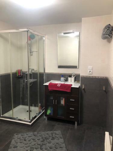 Apartamento Studio En F1 Bis, Proche Commodit�s Et Fronti�res.