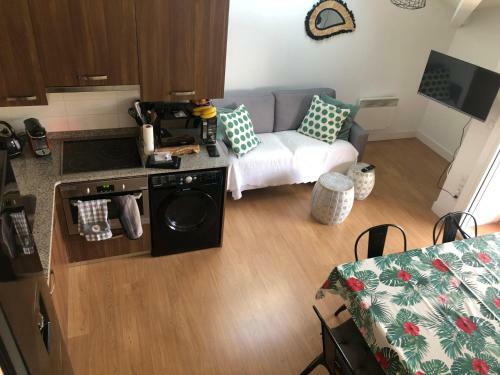 Apartamento Studio En F1 Bis, Proche Commodit�s Et Fronti�res.