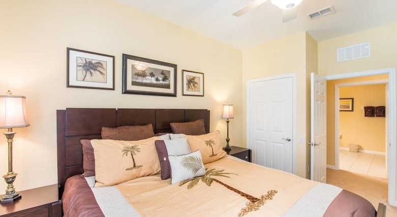 Villa Orlando Resort Rentals Near Universal