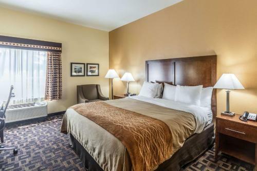 Hotel Baymont Inn & Suites - North Aurora