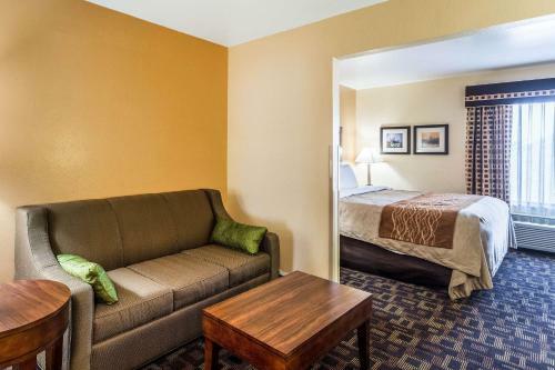 Hotel Baymont Inn & Suites - North Aurora