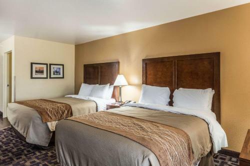 Hotel Baymont Inn & Suites - North Aurora