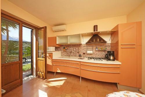 Gardagate - Villa Fior Di Loto