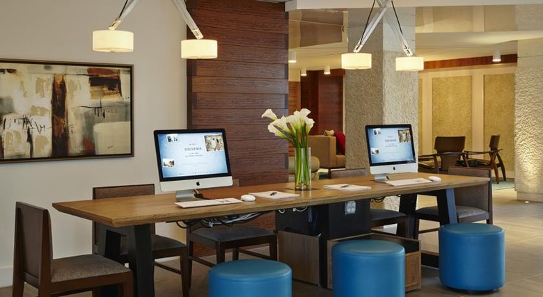Hotel Waterstone Resort & Marina A Doubletree By Hilton